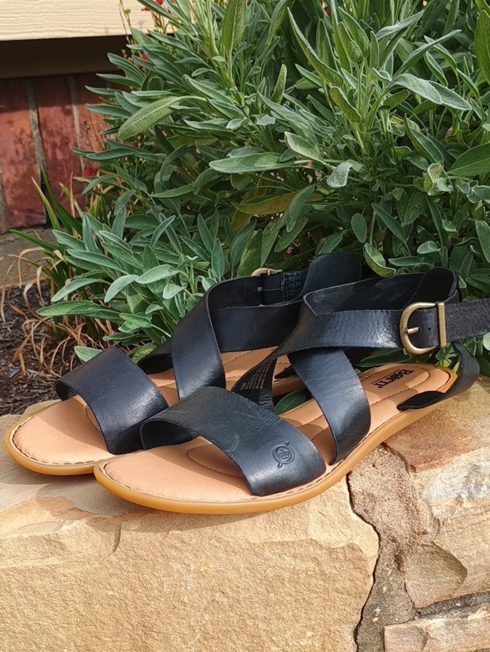 Born Black Leather Crisscross Strap Sandals Women's Size 10 NWOB